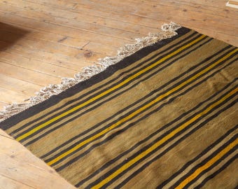 Alfombra kilim turca vintage grande, tejida a mano, de tejido plano, color verde mostaza: 2,5 m/1,5 m