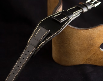 Correa de reloj artesanal hecha a mano. Correa tipo bund de cuero negro de 20 mm.