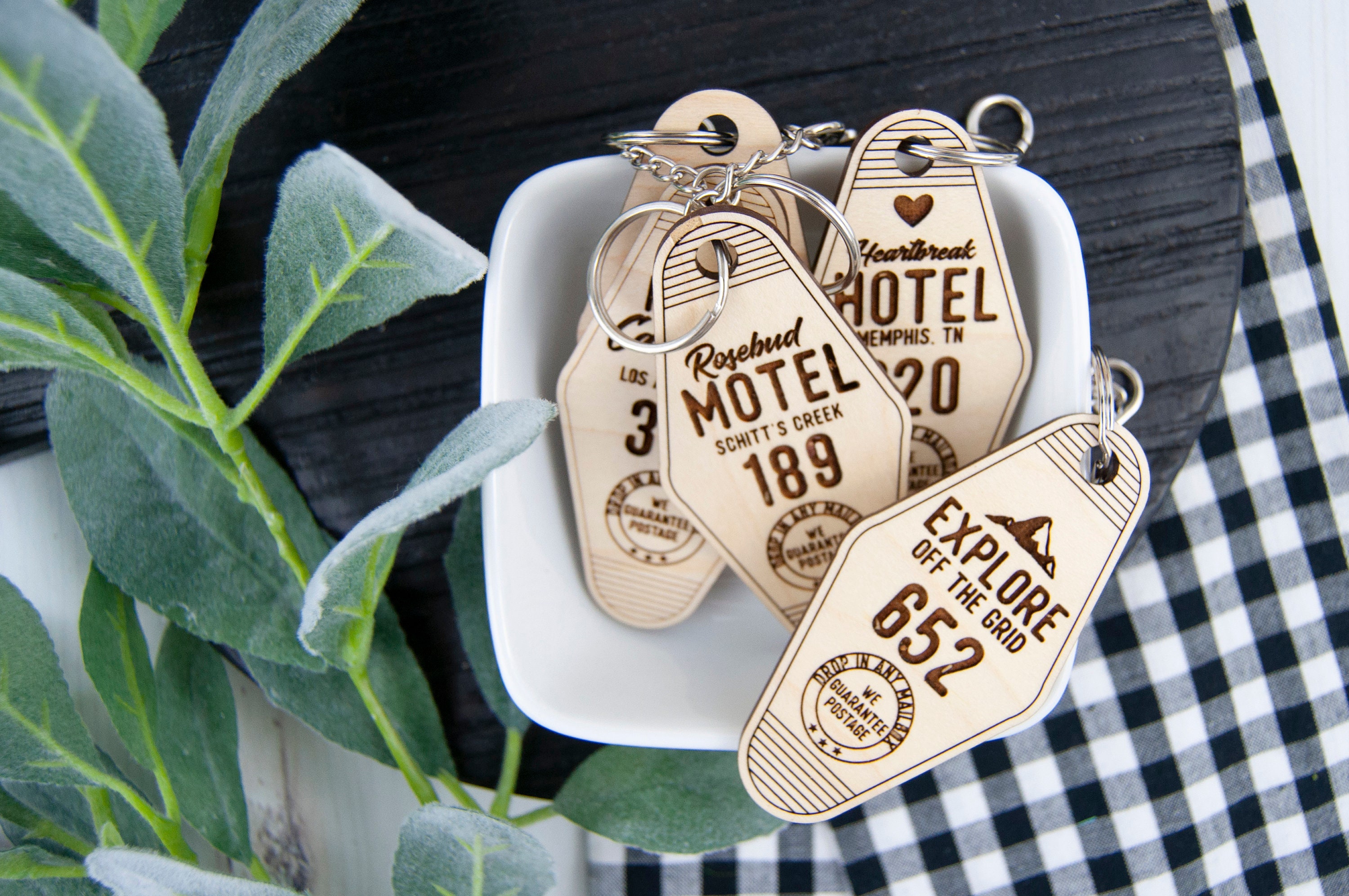Vintage Style Motel Wood Keychain Engraved Rosebud Motel Etsy UK