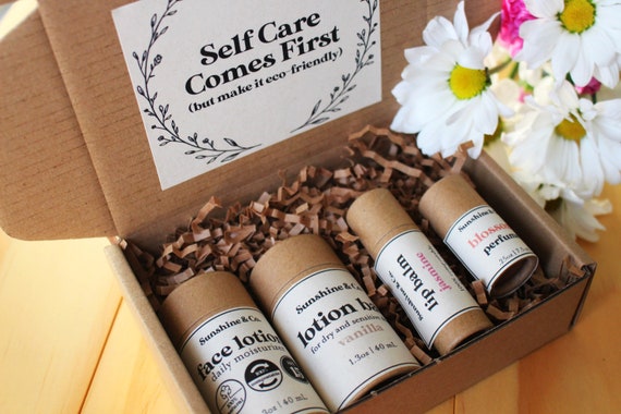 Small Zero-waste Gift box  |  Self Care  |  Eco-Friendly  |  Mystery Box  |  Biodegradable Packaging