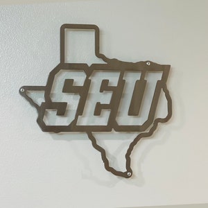 St. Edward's University Texas Outline Map Topper Goat wall sign metal art poster Vader Echtgenoot Vriend Gift Garage Fathers Day Christmas
