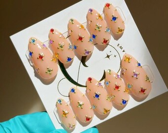 Uñas postizas con piedras preciosas arcoíris / Arte de uñas Y2K