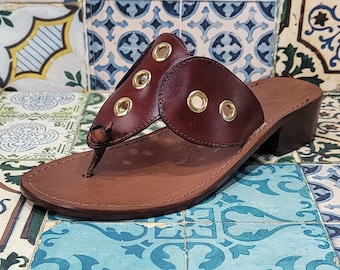 Sandali artigianali da donna fatti a mano con materiali di qualità: vera pelle e vero cuoio 100% Made in Italy Handmade Sandals for Woman