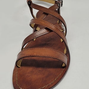 Sandali artigianali da donna fatti a mano con materiali di qualità: vera pelle e vero cuoio 100% Made in Italy Handmade Sandals for Woman immagine 5