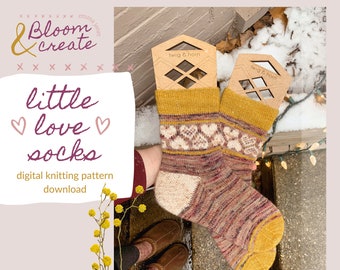 Little Love Socks Pattern // Digital Knitting Pattern // Valentine's Day Knitting Pattern