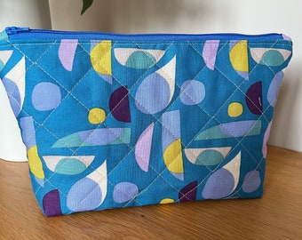 Quilted Toiletries, Makeup, Wash bag