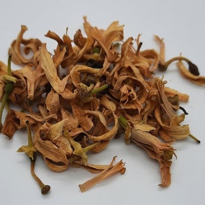 Organic orange Blossom Petal ( citrus aurantium)