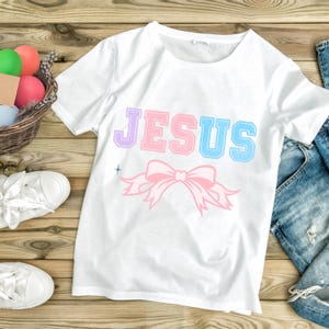 Jezus png digitaal ontwerp downloaden, Jezus houdt van jou png, religieuze png, bijbelvers png, christelijke png voor t-shirt