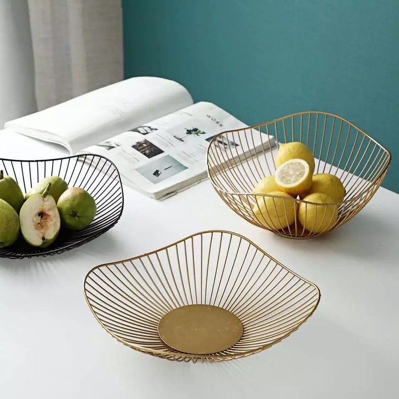 Fruit Bowl • Style: Black High