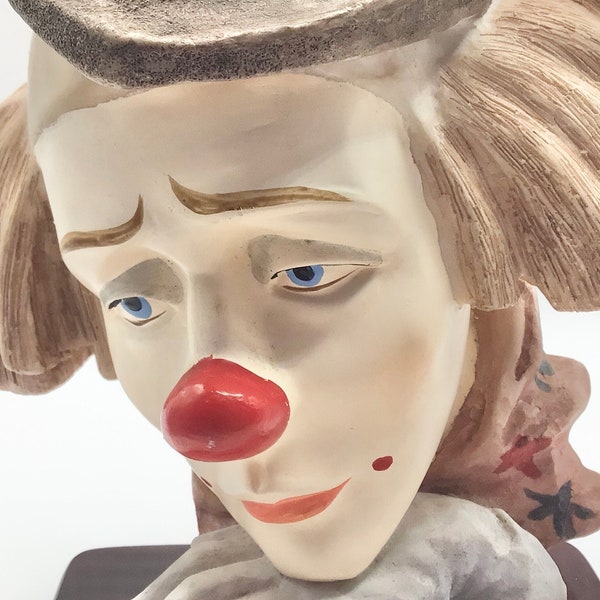 Grand vintage peint à la main Clown tête mains buste Figurine très lourd Ruby Collection bizarrerie