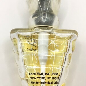 Pendentif Vintage Lancôme Paris - Métal Doré, Forme Triangle, Thème Parfum, Occasion