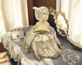 アンティークドイツ磁器ファゾルド＆シュタウフスイス子供用ピン