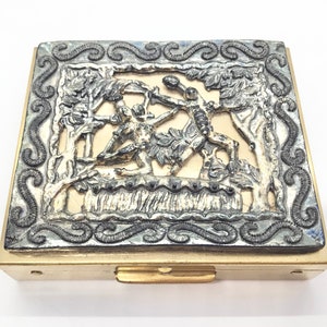 Vintage Ornate Figural Black and Gold Mirror Powder Compact