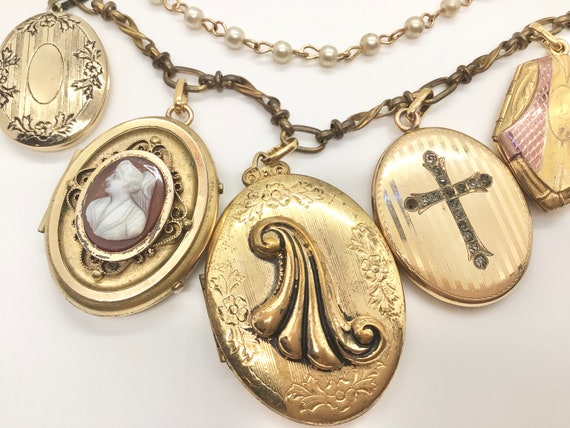 Antique Vintage Lockets Religious Pendant Memory … - image 8