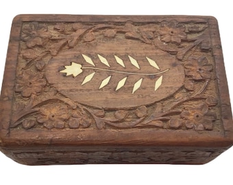Vintage Carved Wood Trinket Box: Floral Leaf Inlay, Boho Decor