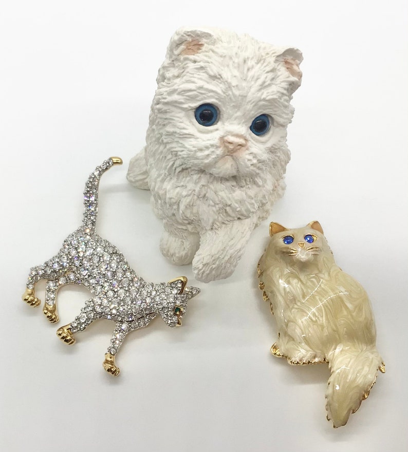 Vintage 80s Trio of Cats Small Resin White Persian Figurine Two Enamel Rhinestone Pins Brooches