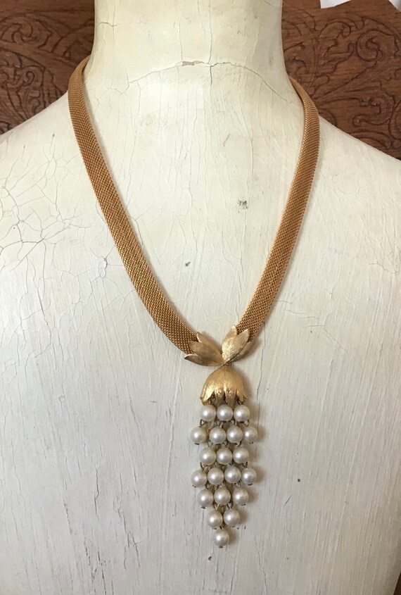 Vintage 60s Lot of 2 White Bead Faux Pearl Neckla… - image 3