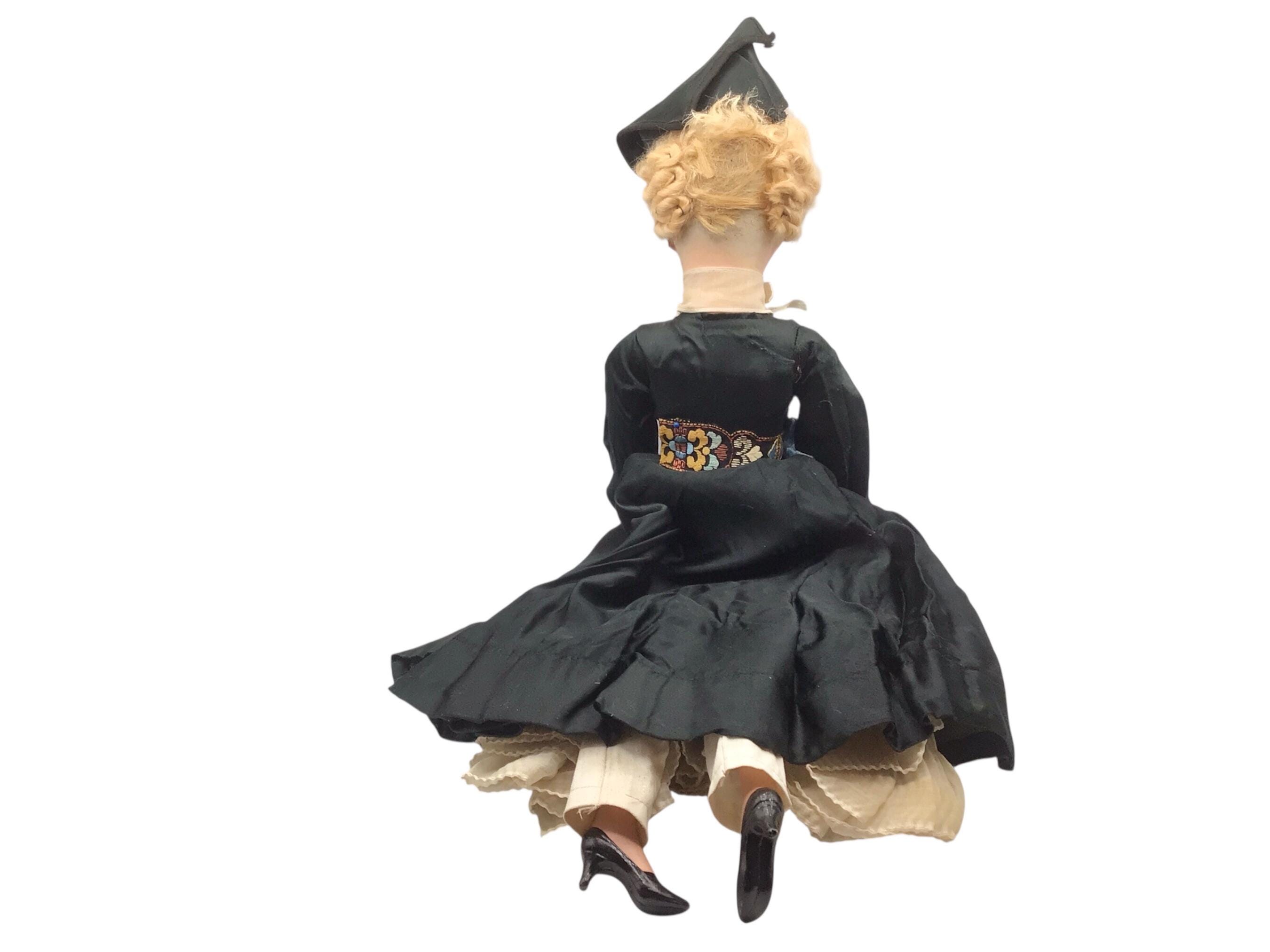 ヴィンテージ グラデュエイト ブドワール ドール、アールデコ