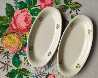 Set of Two Oval Serving Platters, Oval Porcelain Fish Dishes, Vintage Oval Serving Plates, Konakovskiy Faience Factory (ZiK), USSR, 1980s