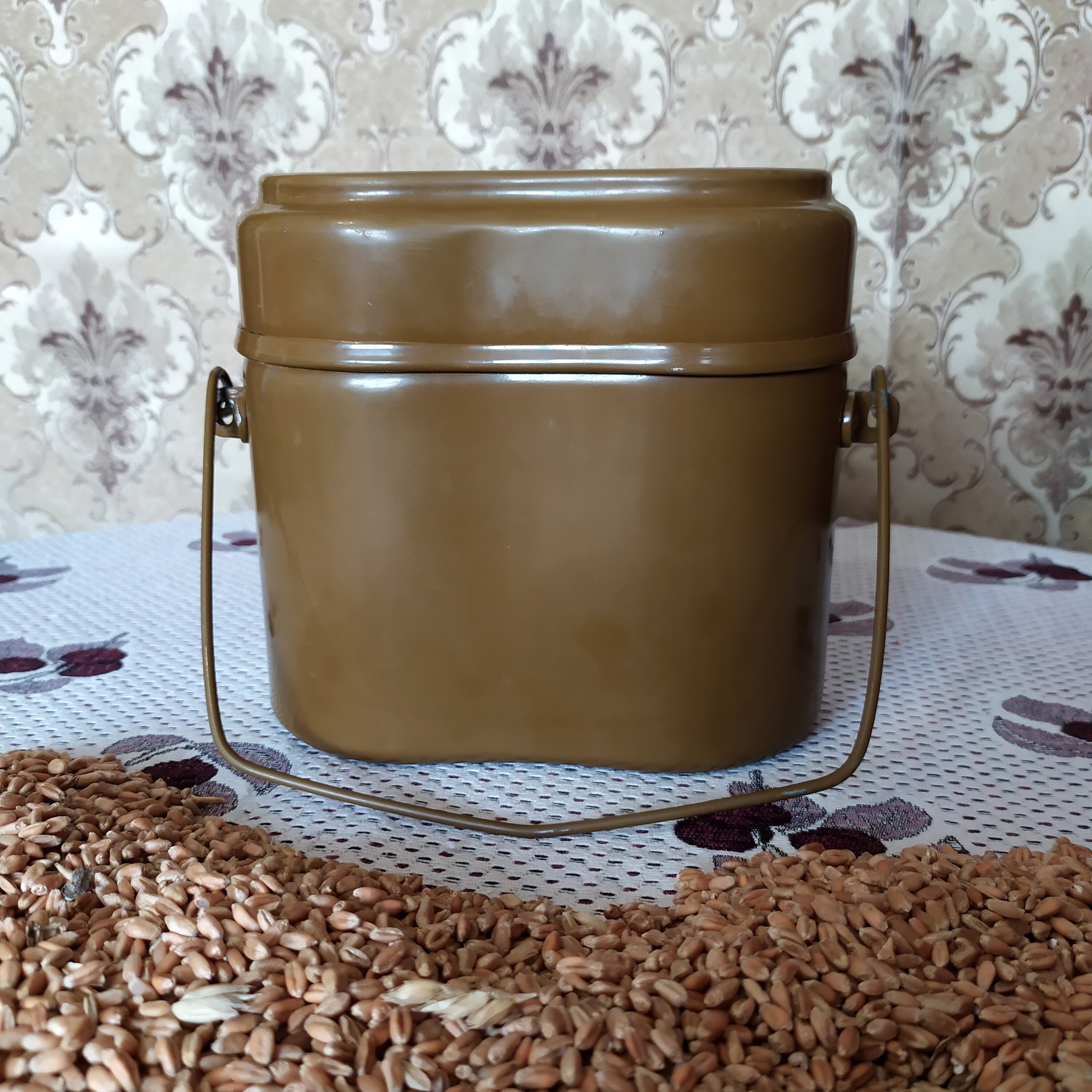 Genuine Romanian Army mess kit. Aluminium military bowler pot
