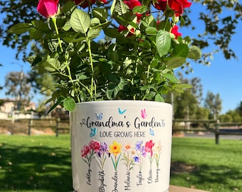 Grandma Gift, Personalized Gifts for Mom, Mom Birthday Gift, Ceramic Pot, Birth Flower Mom Gifts from Daughter, Grandmas Garden Plant Pot