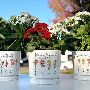 Grandma Gift, Personalized Gifts for Mom, Mom Birthday Gift, Personalized Flower Pot, Birth Flower Mom Gifts from Daughter, Grandmas Garden