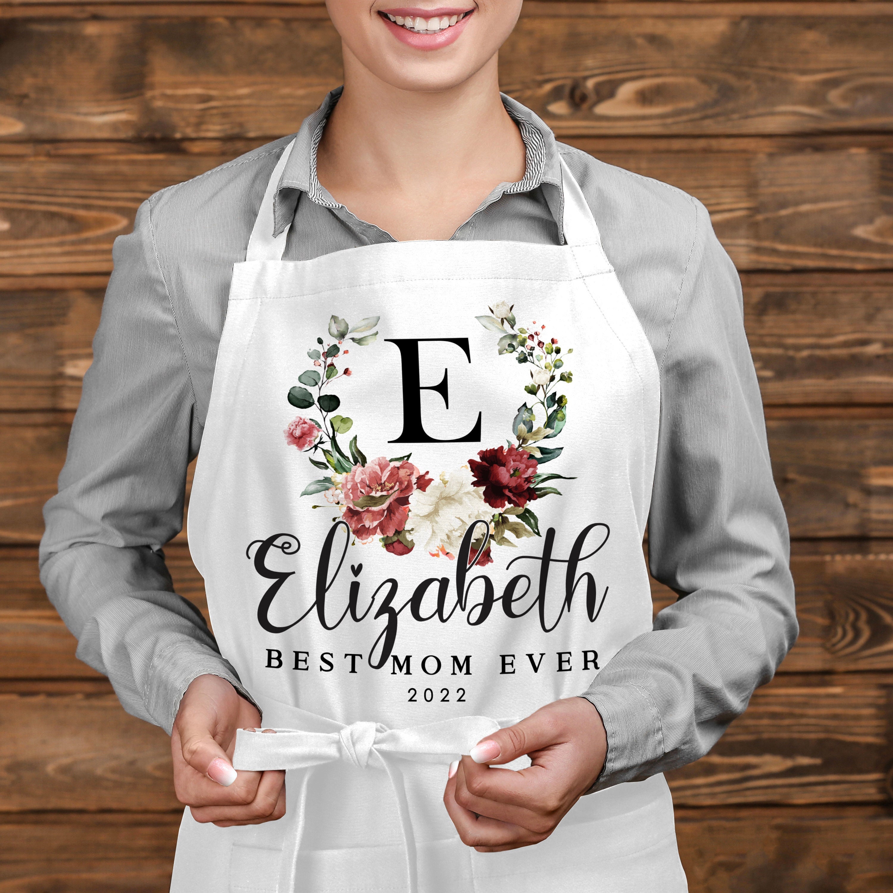  Kitchen Floral Apron Gift for Mother's Day - Personalized Mom  Aprons Gifts w/Pockets w/Name for Mother Men for Grilling Cooking BBQ Baking  Customized Funny Chef Apron for Mommy Custom Grandpa Gift