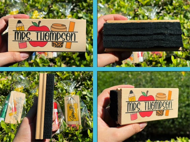 K&ouml;nnte beinhalten: Ein h&ouml;lzerner Tafelwischer f&uuml;r Lehrer mit dem Namen "Mrs. Thompson" und Illustrationen zum Thema Schule. Das Design umfasst einen roten Apfel, einen Bleistift, eine Kaffeetasse und ein Lineal.