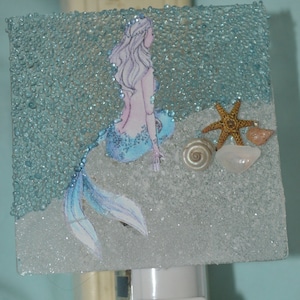 ETSY BEST SELLER NL32 Coastal Mermaid Starfish and Seashell Night Light Nightlight