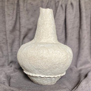Stone Relic Paper Pulp Paper Mache Vase