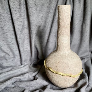 Stone Aureate Paper Pulp Paper Mache Vase