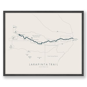 Carte des sentiers Larapinta | Affiche du sentier Larapinta | Australie Affiche de randonnée | Revivez vos aventures | Carte des sentiers Art