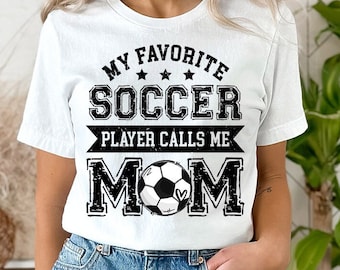 Mamá Futbolista PNG: Diseño de Sublimación Universitaria Desgastada (Descarga Digital)