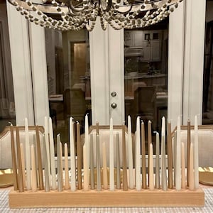 Handcrafted Wood Taper Candle Holder: Natural Wood Centerpiece afbeelding 7