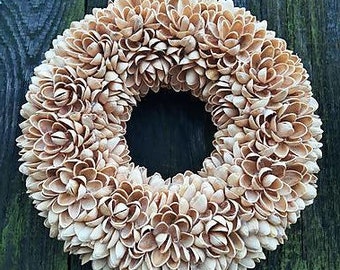 Pistachio door wreath - natural door wreath - all year round door wreath made of pistache shells