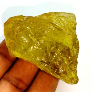 Natürlicher Lemon Topas Rohedelstein - Unbehandelter Gelber Topas aus Brasilien K22-1