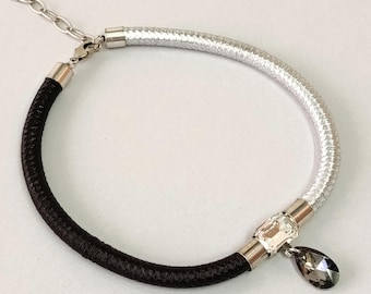 Silver collar necklace with crystal and teardrop