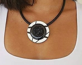 Statement necklace, Black and white statement necklace, Black and white pendant necklace,