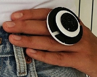 Black and white ring, Oversize statement ring