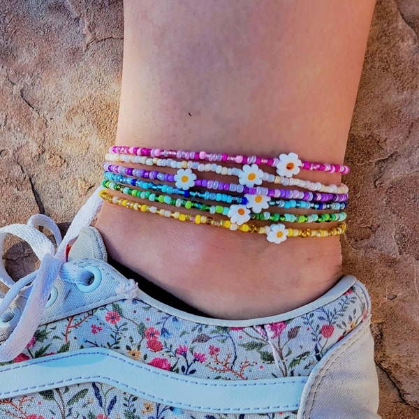 ARRK Antique Style Daisy Anklet For Women - Silver Plated Adjustable Ankle Bracelet, Beach Theme