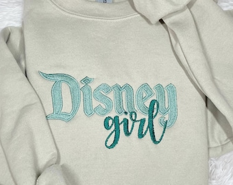Disneyland Embroidered Sweater, Disneyland Sweatshirt, Disneyland Shirt, Disneyland Sweatshirt Women, Disneyland Sweater, Disneyland Mom