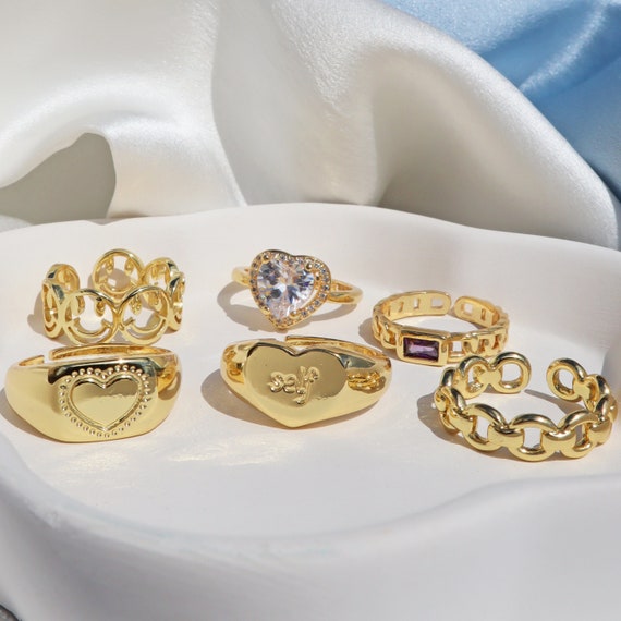 Buy Twin Loop Heartin Gold Rings |GRT Jewellers