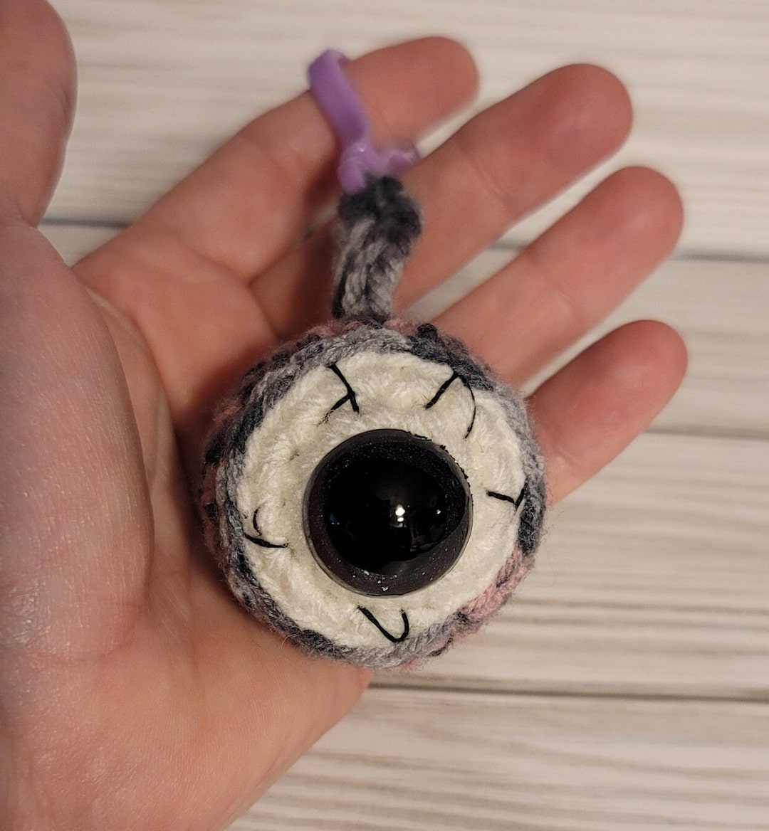 Eyeball Keychain, Crochet Keychains, Plush Eyeball Amigurumi Keychain