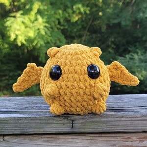 crochet bat amigurumi pludh, spooky season plush, crochet bat, plush bat, halloween amigurumi plush, stuffed baby bat