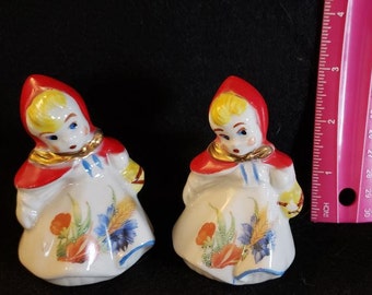 Hull Little Red Riding Hood Salt and Pepper Shakers