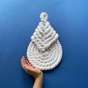 Large Pipa Knot Wall Hanging, Modern Macrame Knot Wall Decor, Minimalist Geometric Wall Hanging, Scandinavian Wall Decor, Mid-century Decor