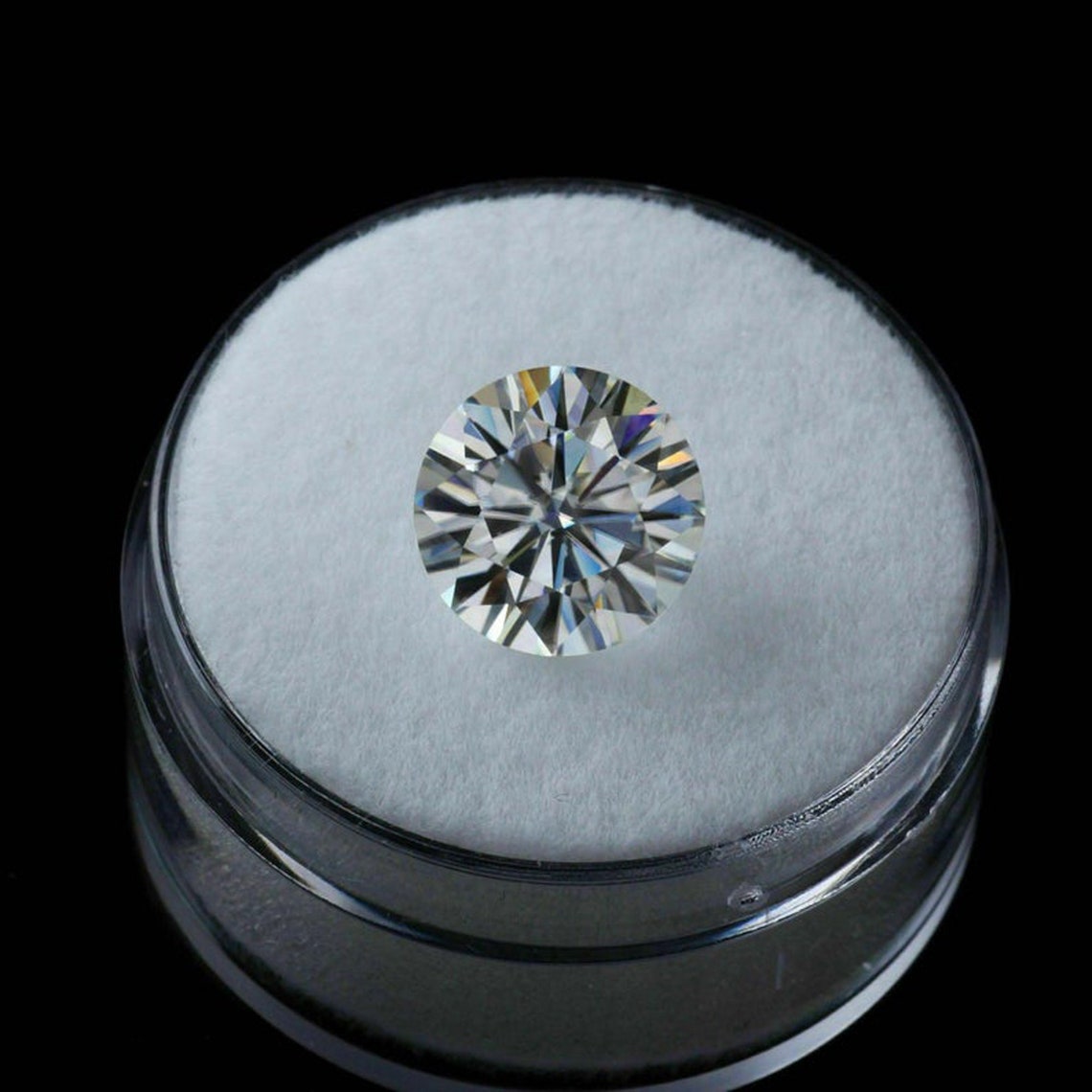 Moissanite Bleue 0,75 Ct – Taille 6 Mm, VVS1, Qualité Laboratoire, Sans Emballage