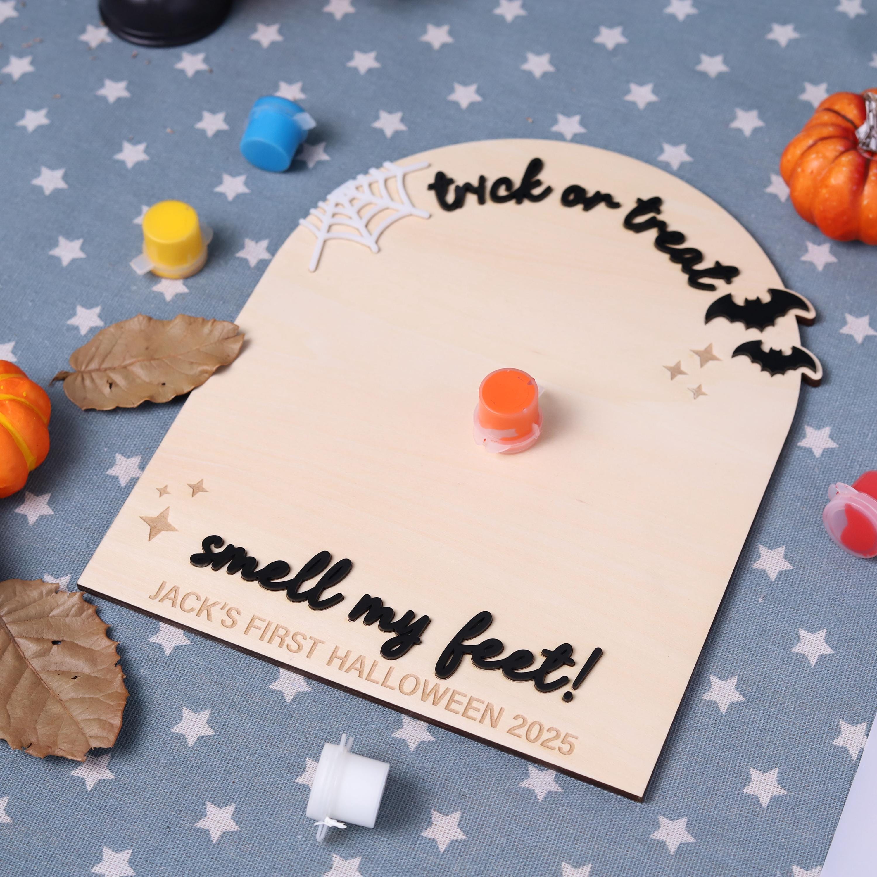 Arched Footprint Halloween Keepsake, Trick or Treat Smell My Feet ...