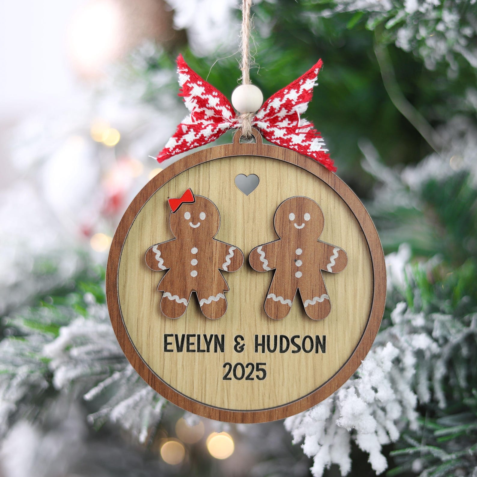 Personalized Gingerbread Couple Ornament, Custom Names Wedding Ornament, Cookie Couple Ornament, Newly Wed 2025 Gift, Anniversary Keepsake