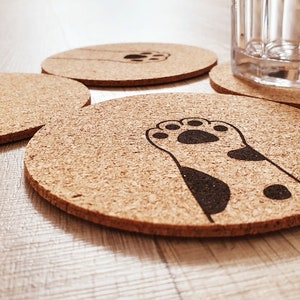 Sous-verres en liège pattes de chat lot de 4 environ 9,5 cm Pattes de velours pour les amoureux des chats Anniversaire, cadeau ou pour vous-même personnalisable image 4